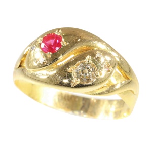 Victorian antique ring two intertwined snakes with ruby and diamonds